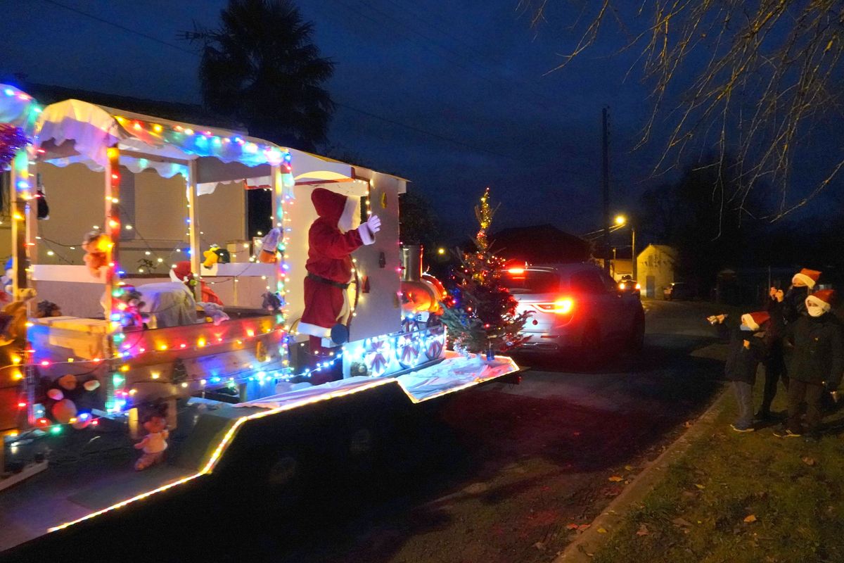 2020 12 24 Parade Père Noël image 3