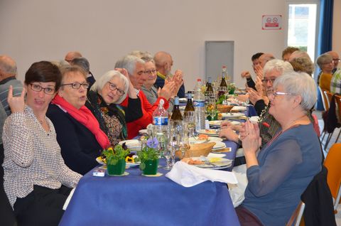 Repas des anciens 2020 table Christine