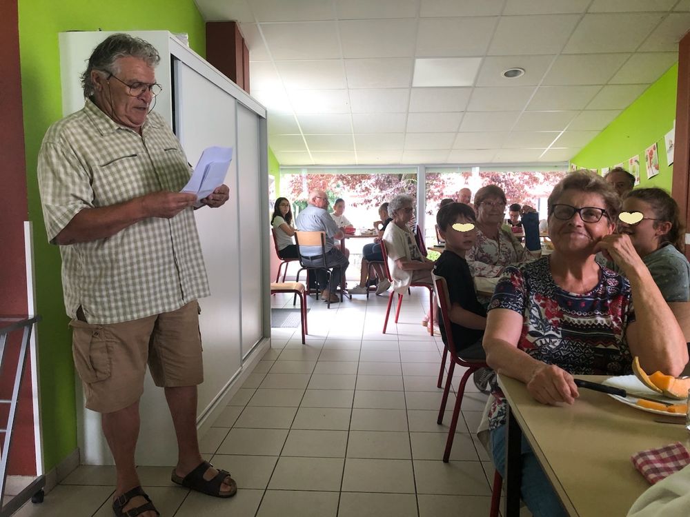 2023 06 13 Repas intergénérationel 6 Coeur Redim