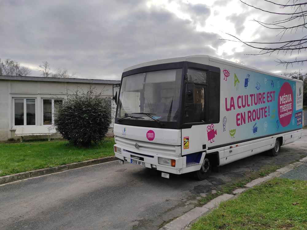 2023 02 03 La Romanscène Bibliobus Redim