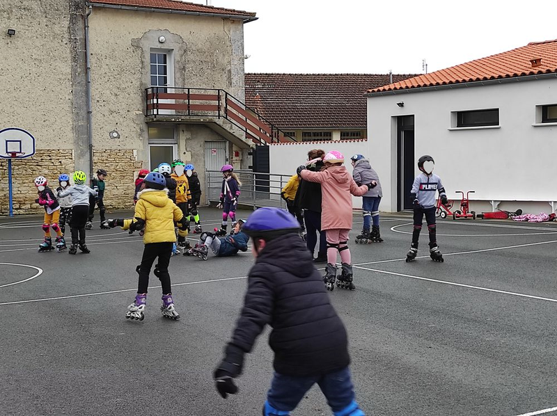 2022 12 16 Rollers et Percussions Redim Coeur